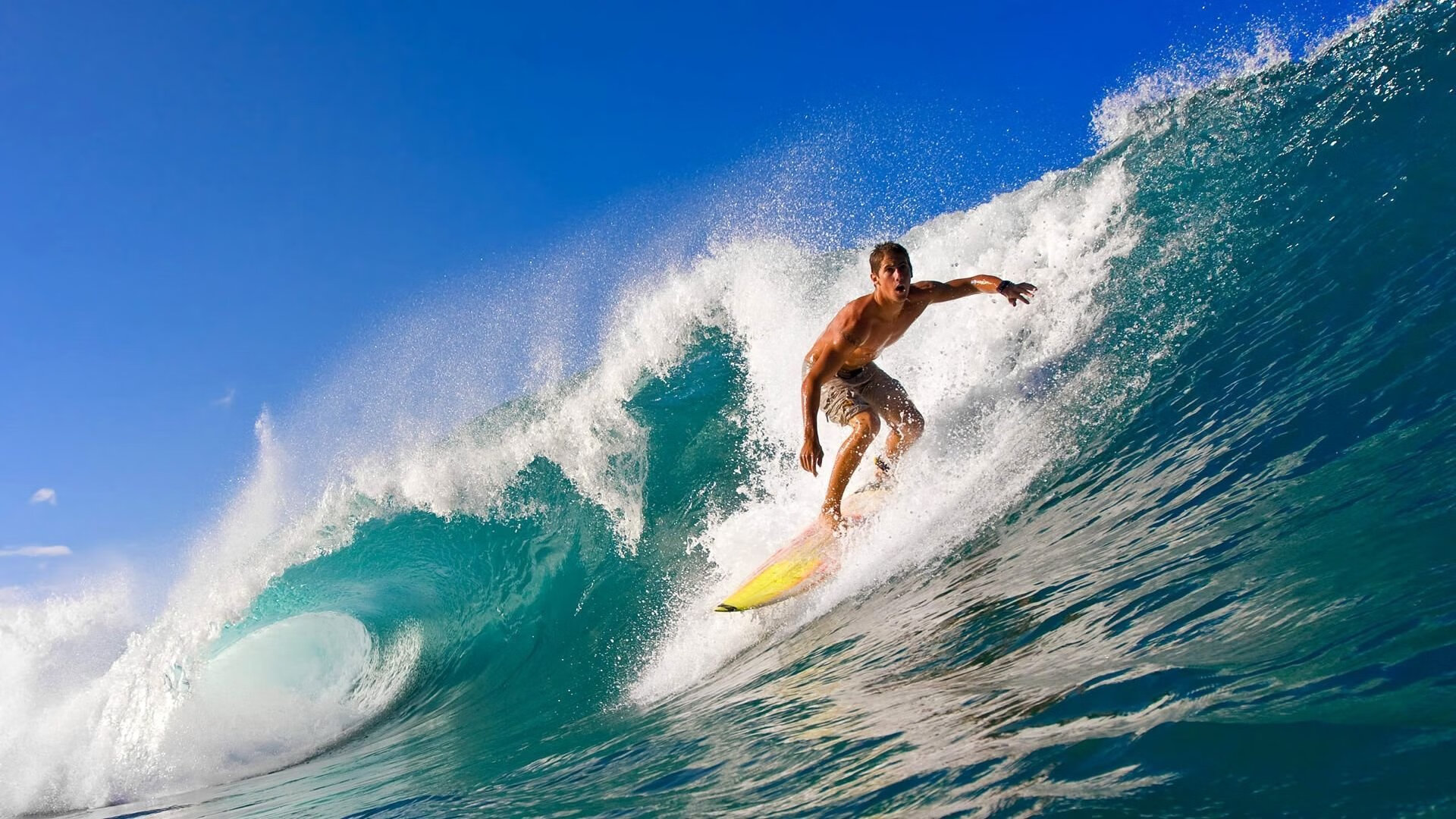 “早市广场快闪太极晨练” 中老年人集体亮相